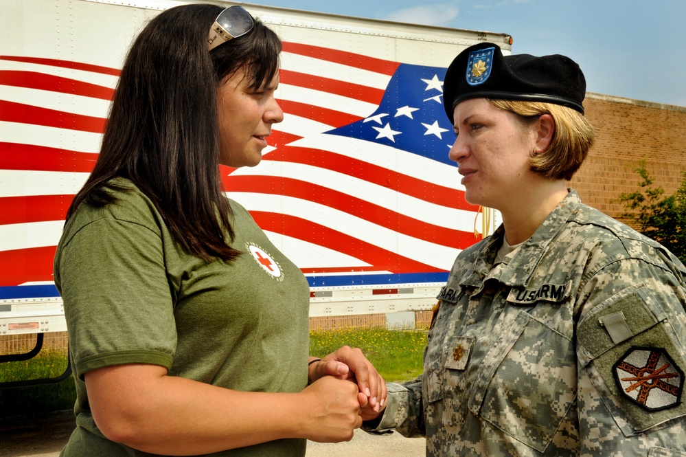 Red Cross Provides Support to Soldiers Worldwide
