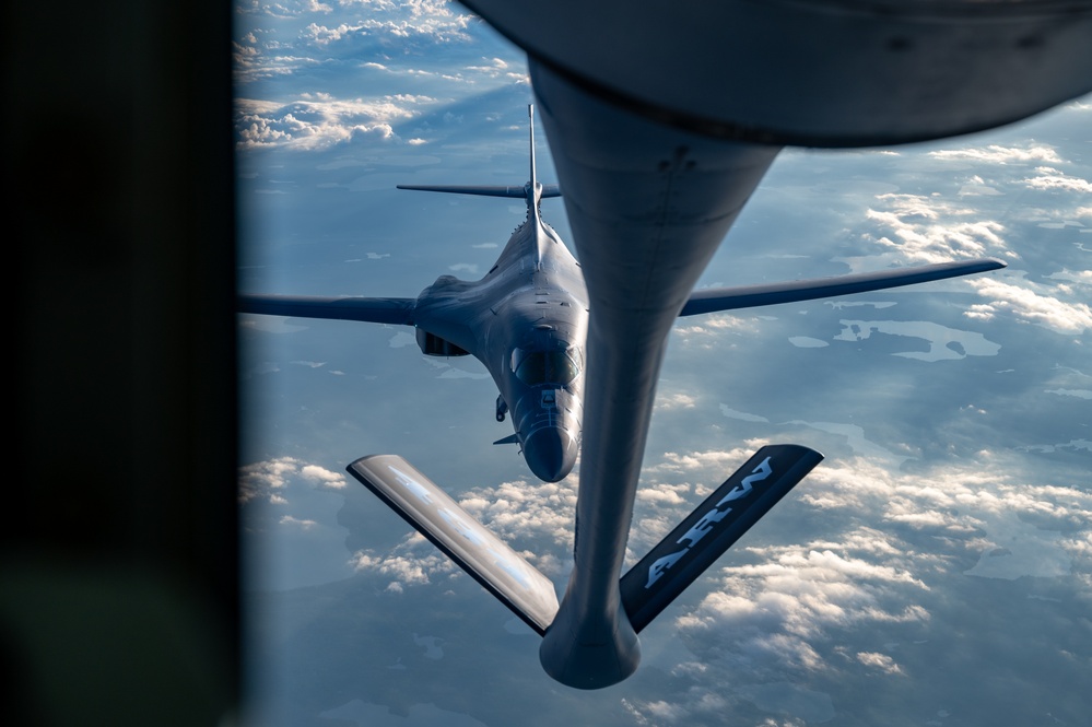 B-1B Lancer soars over the United States