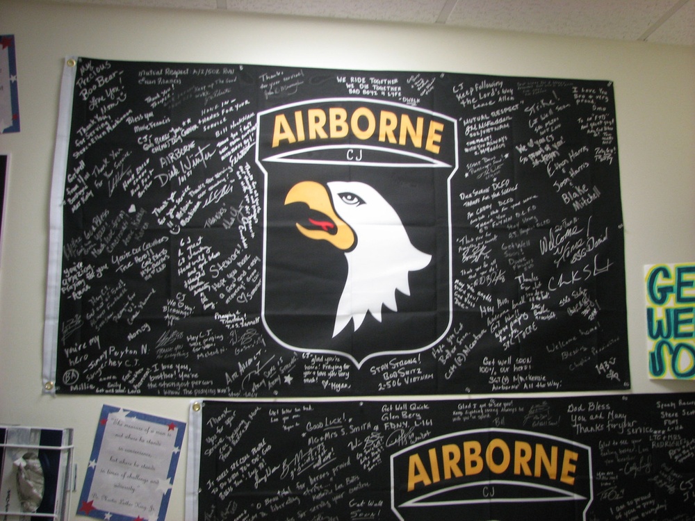 101st Airborne Honors Wounded Warrior with Third Division Flag