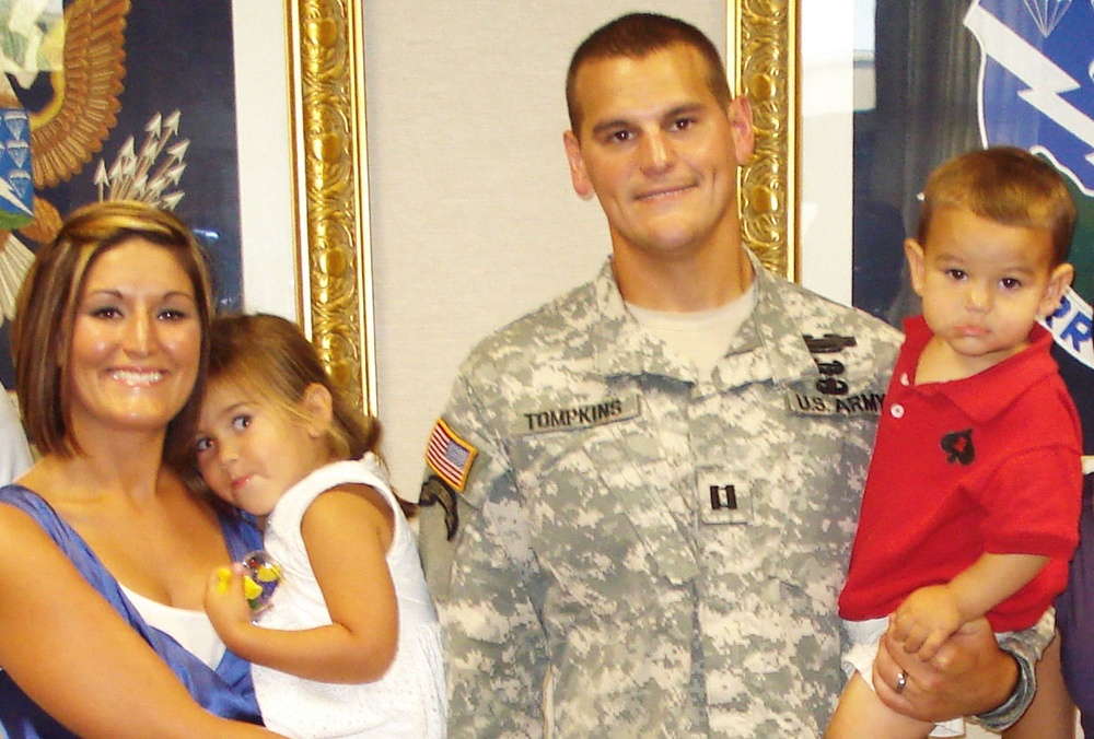 Army Captain Spends Thanksgiving in Afghanistan, Refurbishing School