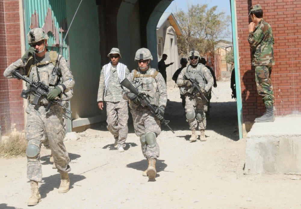 Currahee Soldiers Partner with Afghan Forces on Joint Patrol