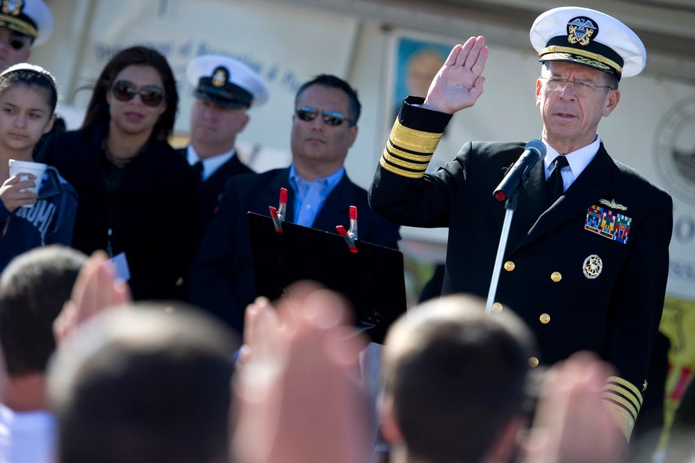 Adm. Mike Mullen Swears in Navy Recruits at Veterans Day Parade