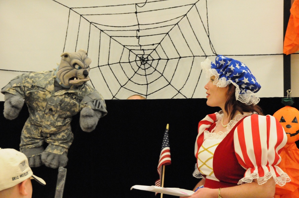 Actress Performs in Puppet Show to Help Military Children Cope with Deployment