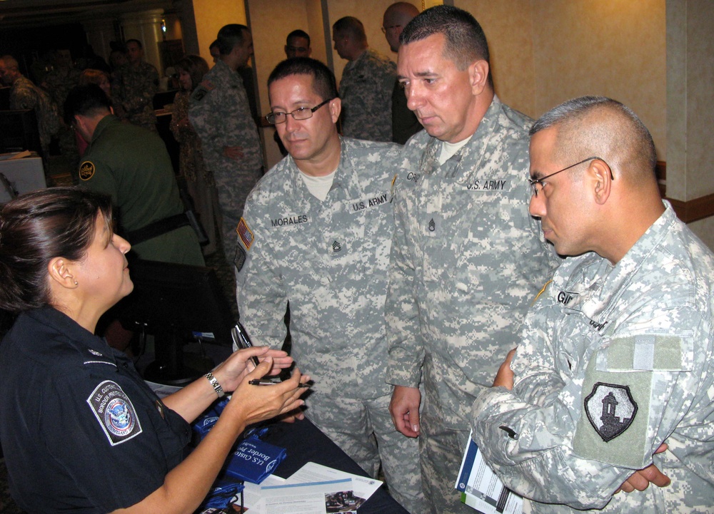 Army Reservists Connect with Border Patrol at Reintegration Event in Puerto Rico