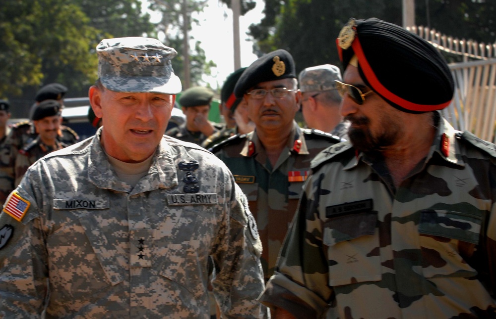 U.S. and Indian Military Leaders Discuss Cooperation at Joint Exercise