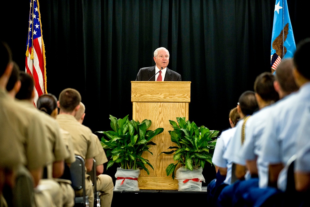 Defense Secretary Gates Addresses ROTC Cadets at Duke University