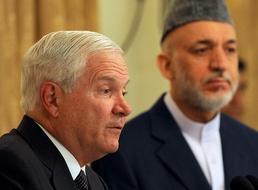 Gates Meets with Karzai in Kabul Amid Afghan War Efforts