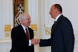 Azerbaijani President Greets U.S. Defense Secretary in Baku