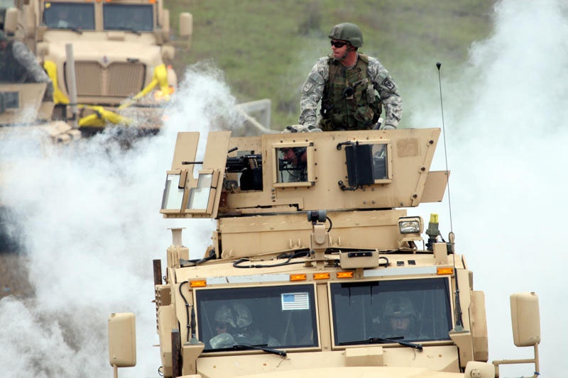 101st Airborne Soldiers Encounter IED Attack in Training Exercise