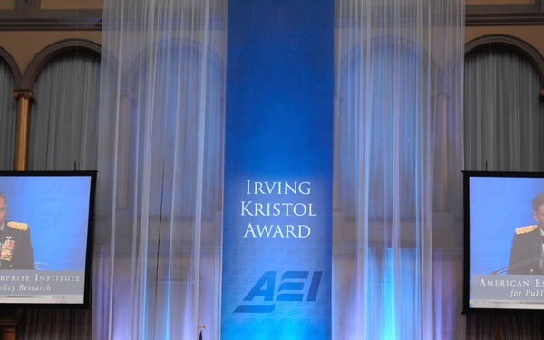 Petraeus Honored with Top Award at AEI Gala