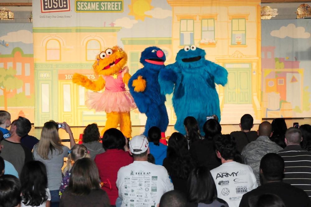 Sesame Street Characters Entertain Military Families at Bolling Air Force Base