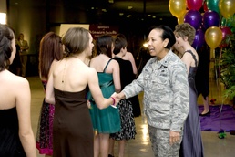 California Adjutant General Welcomes Attendees to Sisterhood of the Traveling BDUs Conference
