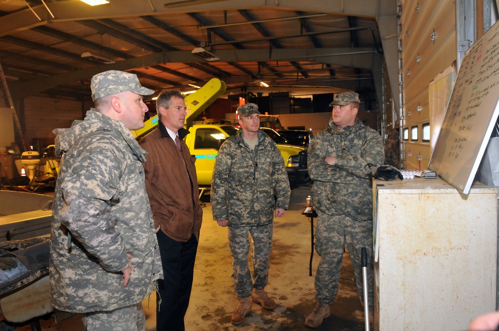 Sen. Scott Brown Visits Massachusetts National Guard Unit