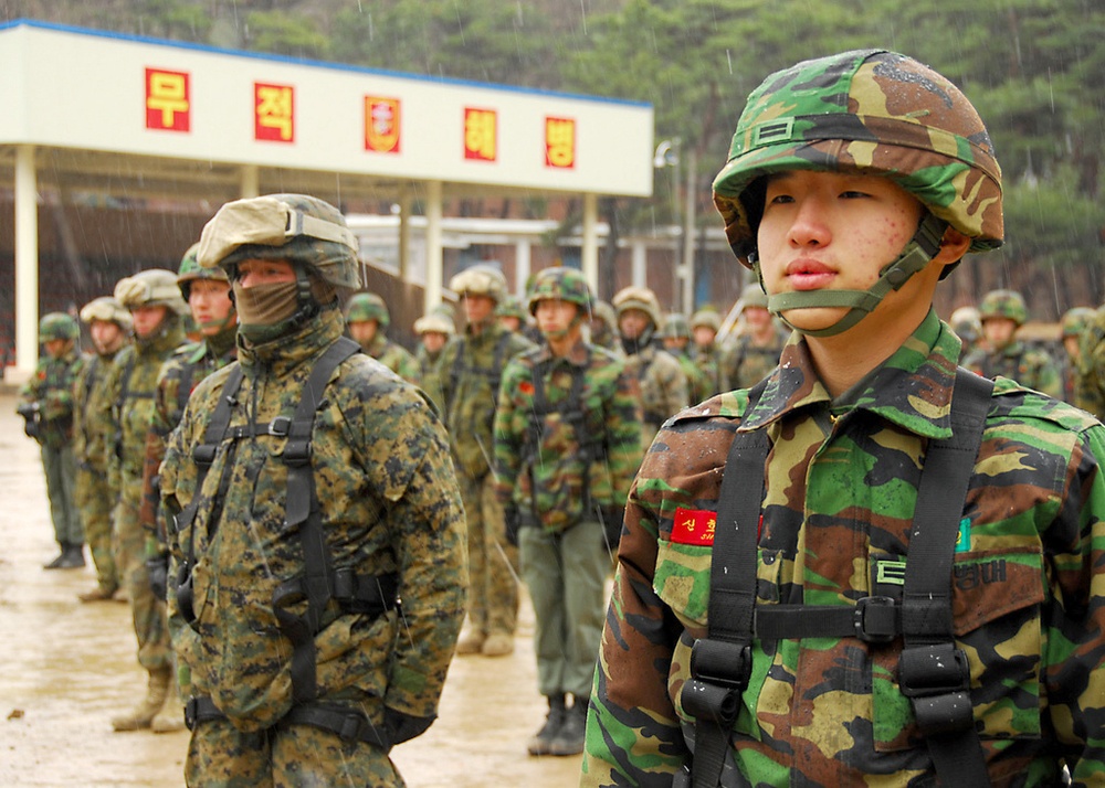 U.S. and South Korean Marines Train Together in Korea