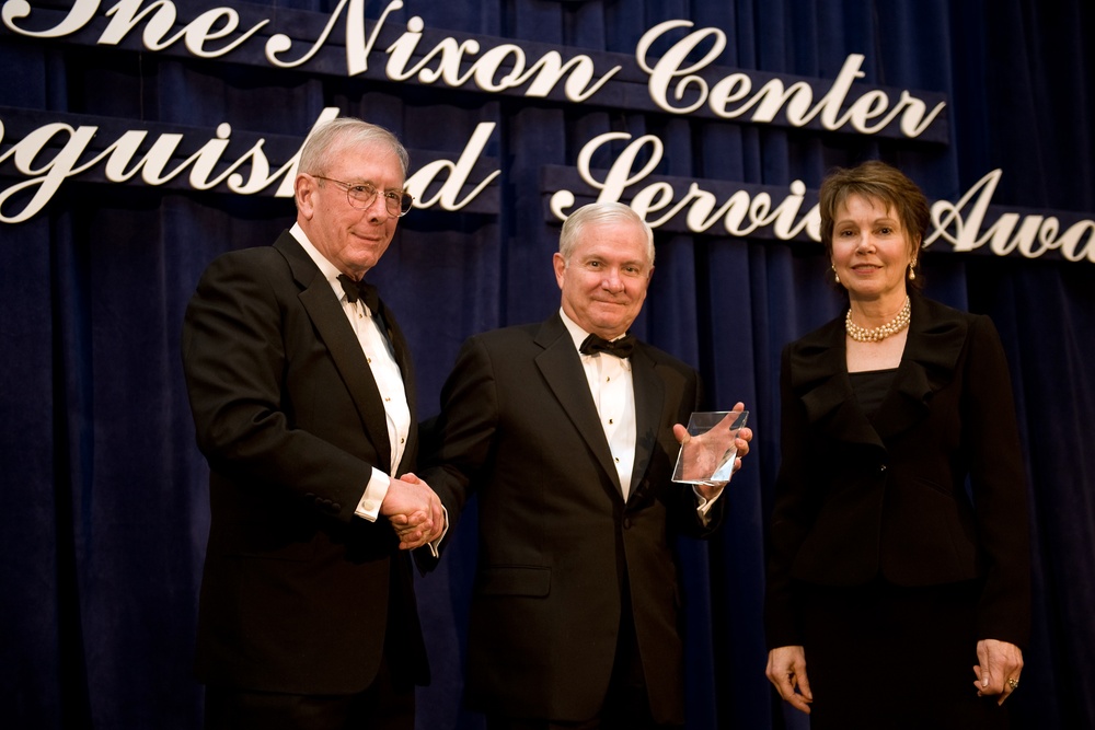 Gates Honored with Nixon Center Distinguished Service Award