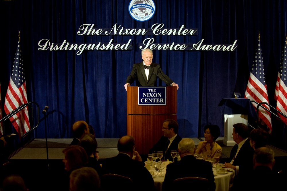 Former Defense Secretary Schlesinger Honors Gates at Nixon Center Award Dinner
