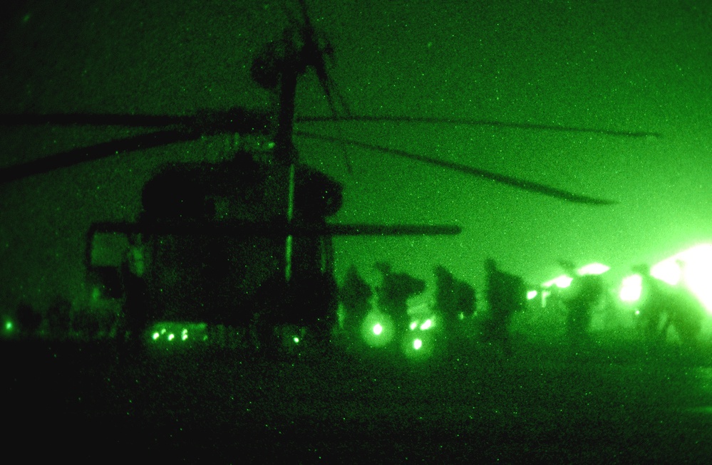 Marines Airlifted into Marja, Afghanistan for Air Assault Operation