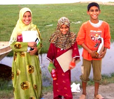 Iraqi Children Receive School Supplies from U.S. Troops