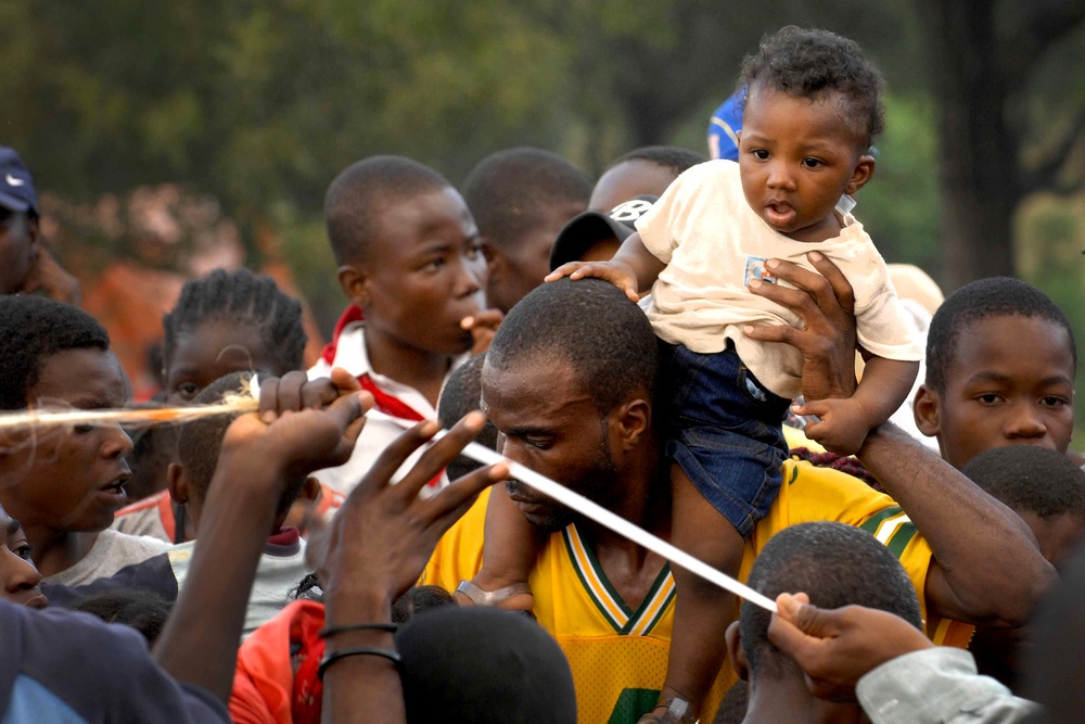 Soldiers Establish Security at Haiti Earthquake Relief Base