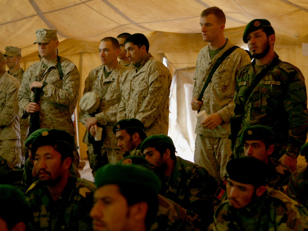 Marines Attend Briefing with Afghan Soldiers in Afghanistan