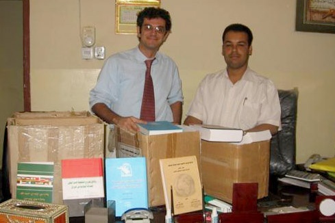 Provincial Reconstruction Team Delivers Supplies to Iraqi Courthouse