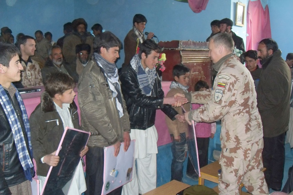 ISAF Troops Support Education in Afghanistan's Ghowr Province
