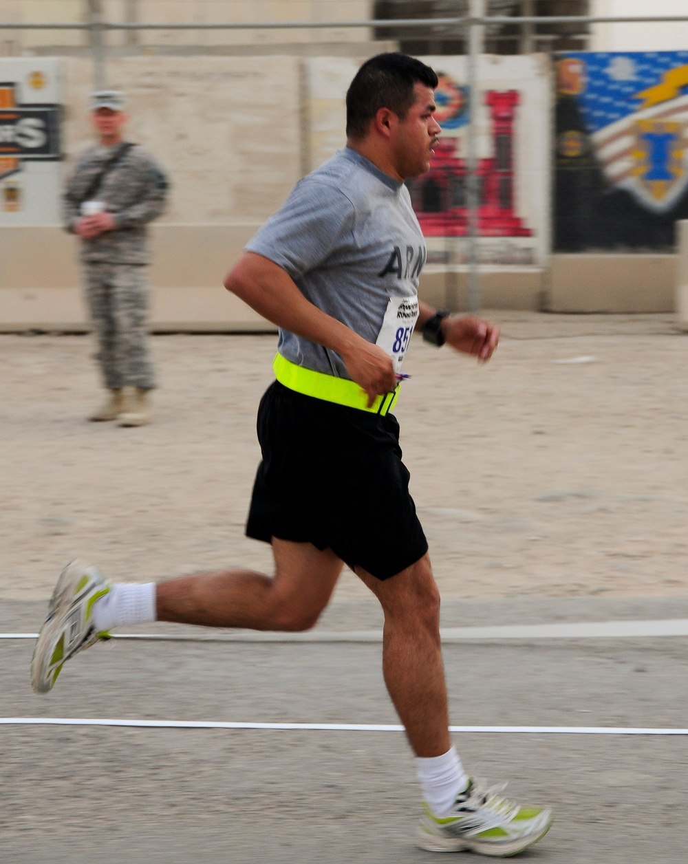 Army Captain Races in 4th of July 10K in Iraq
