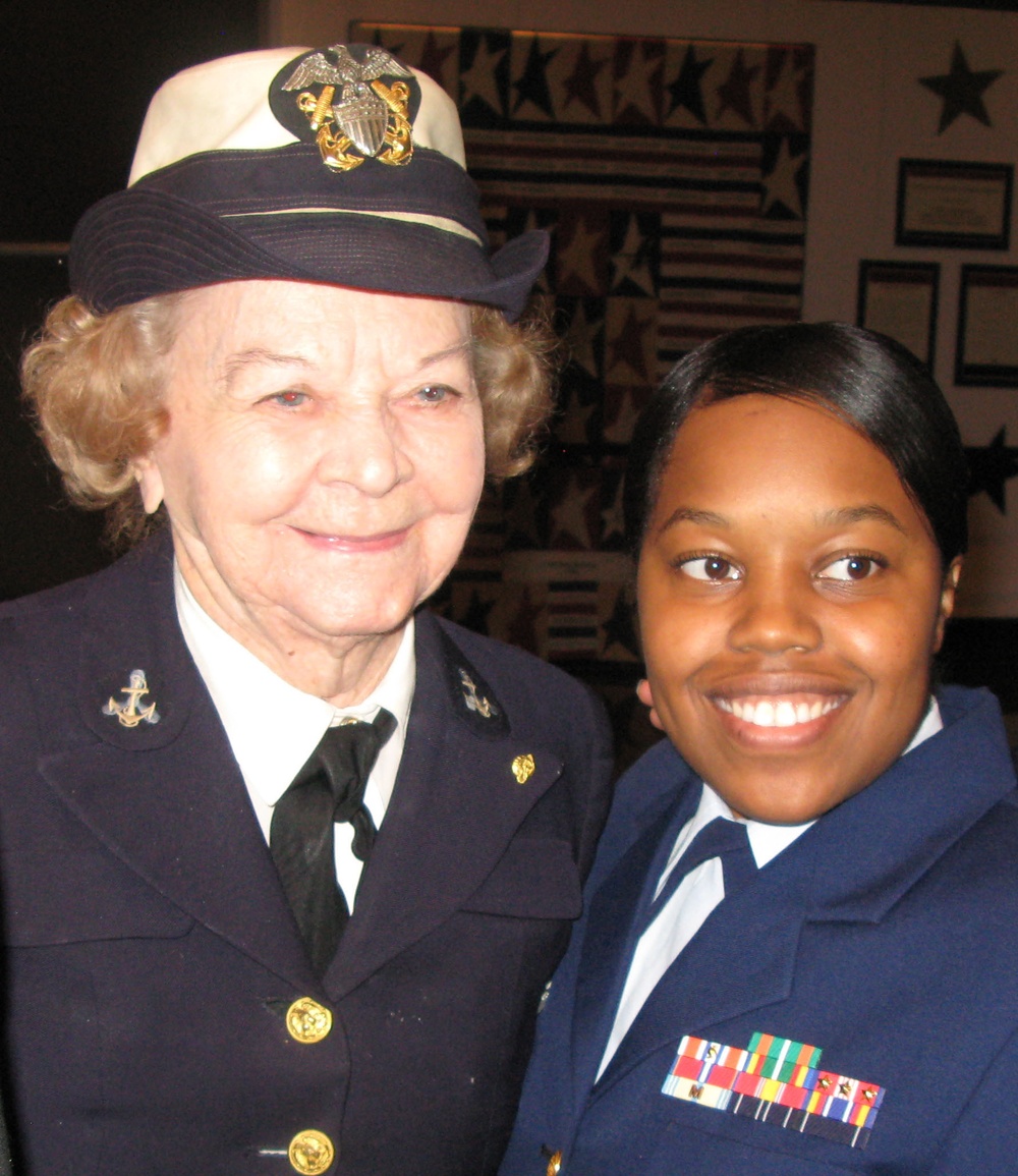 Coast Guard Officer Honors WWII Veteran at Veterans Day Ceremony