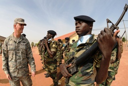Senegal's 3rd Infantry Battalion Honors U.S. Air Force General at Graduation Ceremony