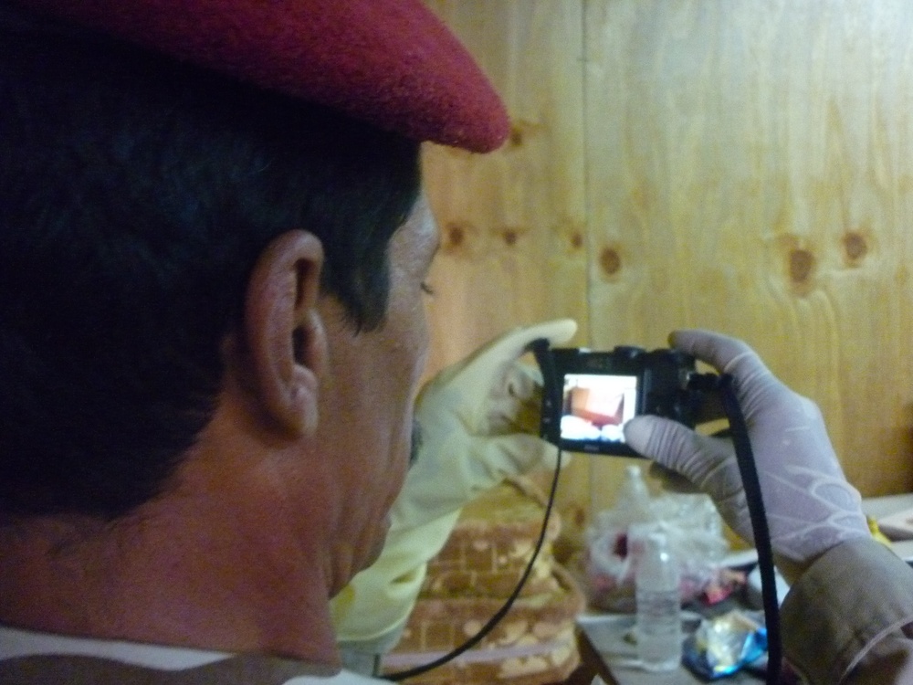 Iraqi Soldiers Train in Crime Scene Investigation