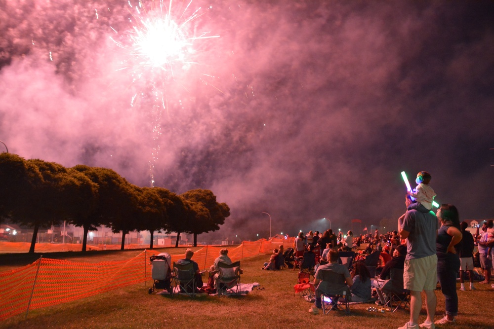 Families and fireworks