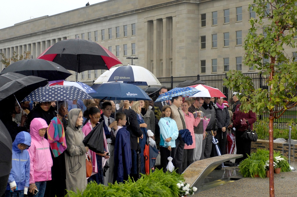 Families Mark 8th Anniversary of Pentagon Attack