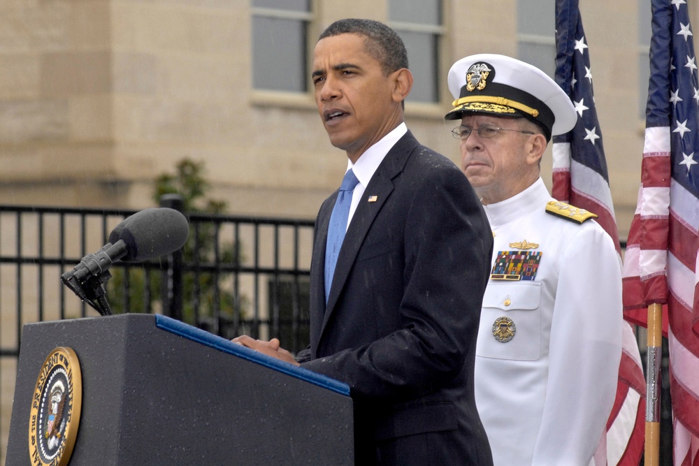 Obama Honors Victims at Pentagon 9/11 Memorial
