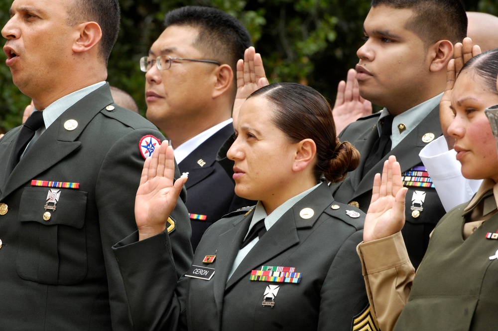31 U.S. Military Members Become Citizens at Pentagon Ceremony