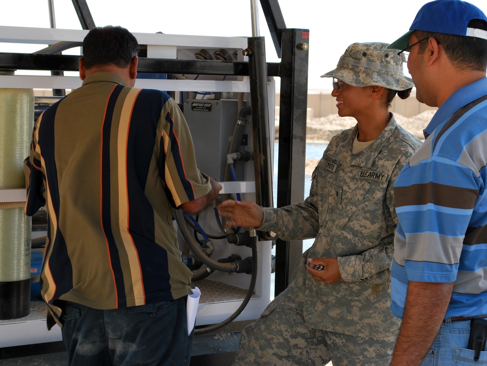 U.S. Army, Iraqi Engineers Collaborate on Solar-Powered Water Filtration System