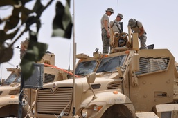 Soldiers Train with Stryker Weapon System