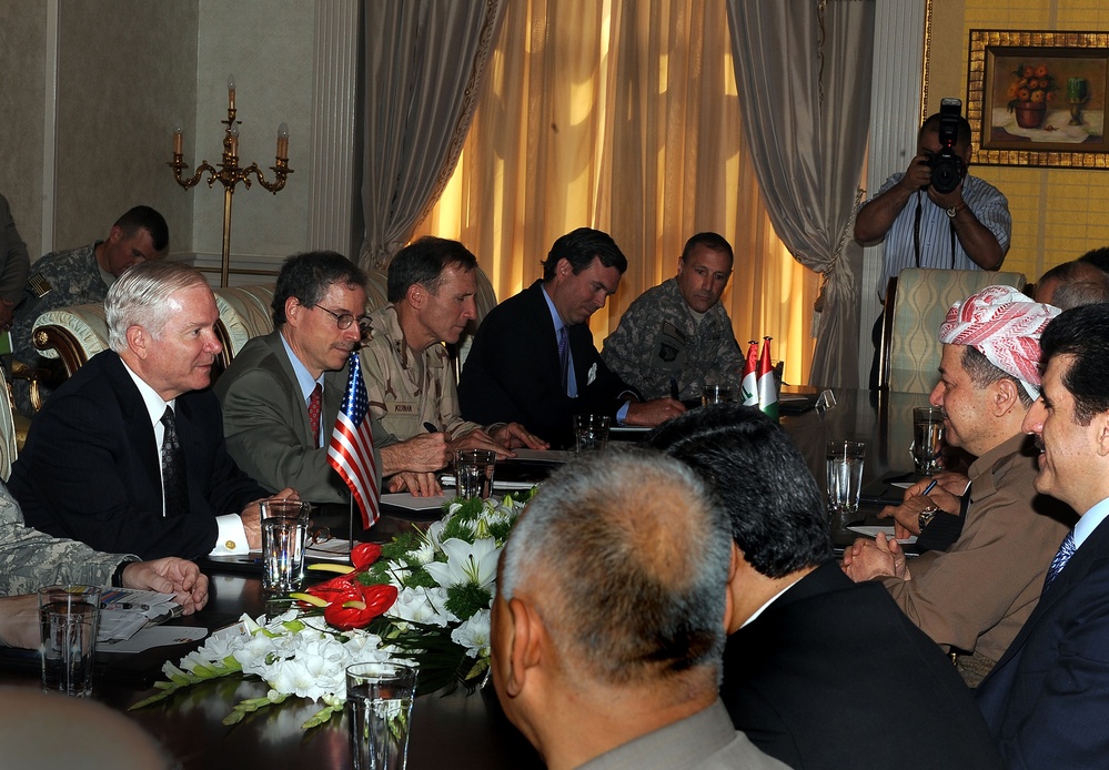 U.S. Defense Secretary Meets with Kurdish Regional President in Iraq