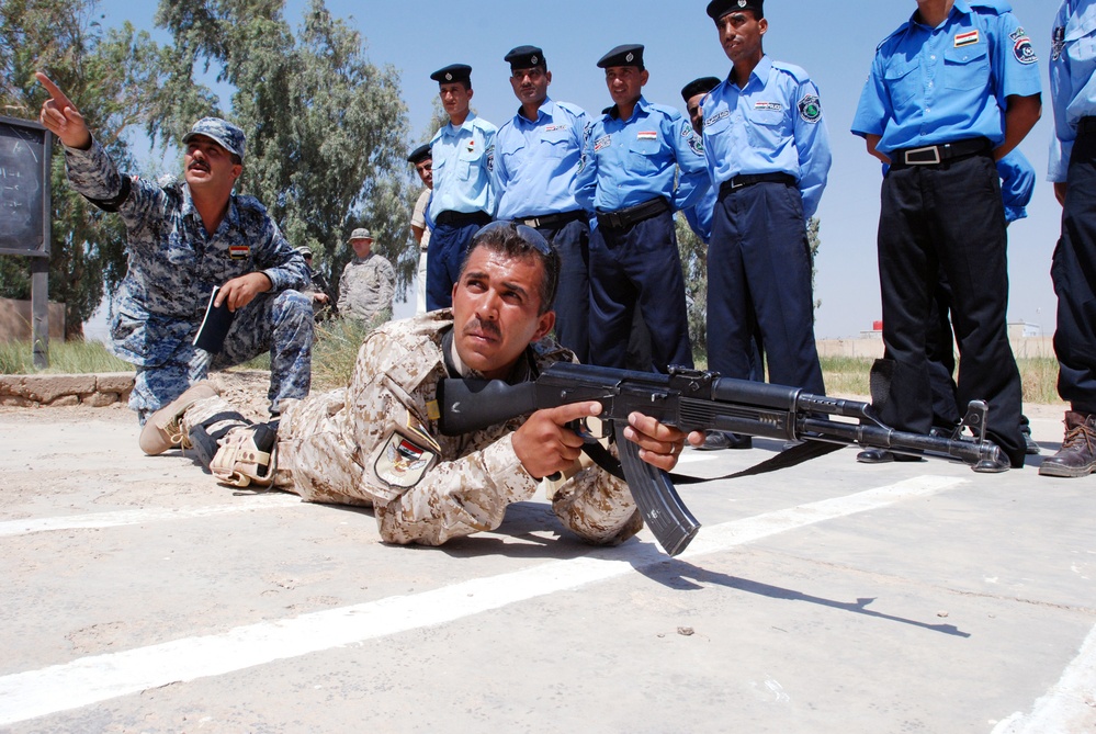 Iraqi Police Receive Firearms Training from Coalition Forces