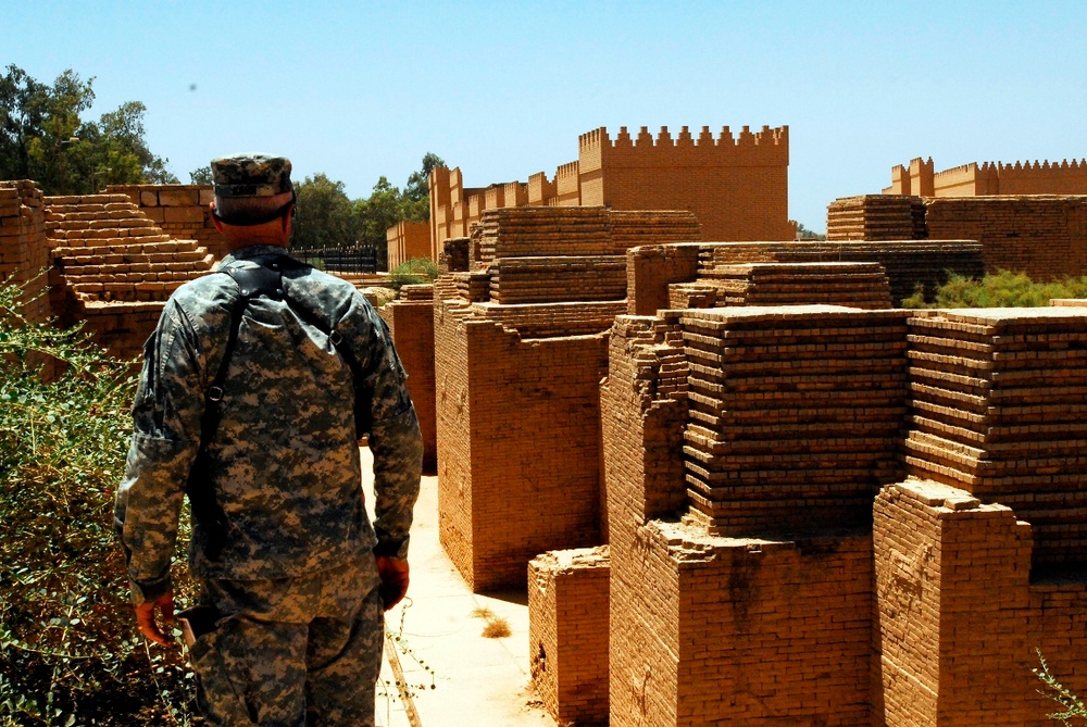 Commanding General Surveys Remnants of Ancient Babylonian Landmark