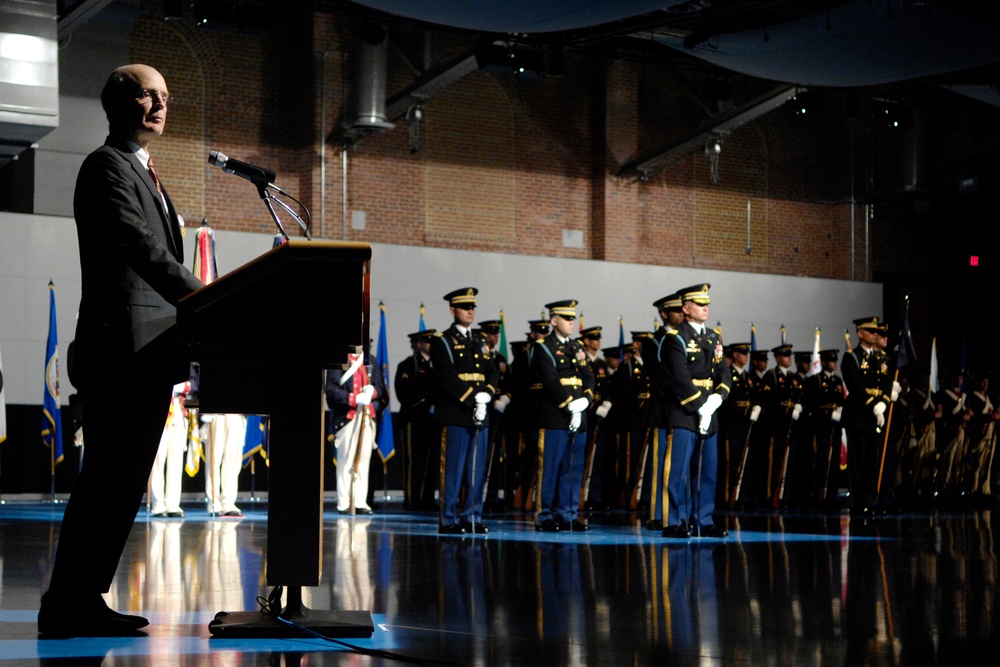 Army Secretary Pete Geren Honored at Farewell Ceremony
