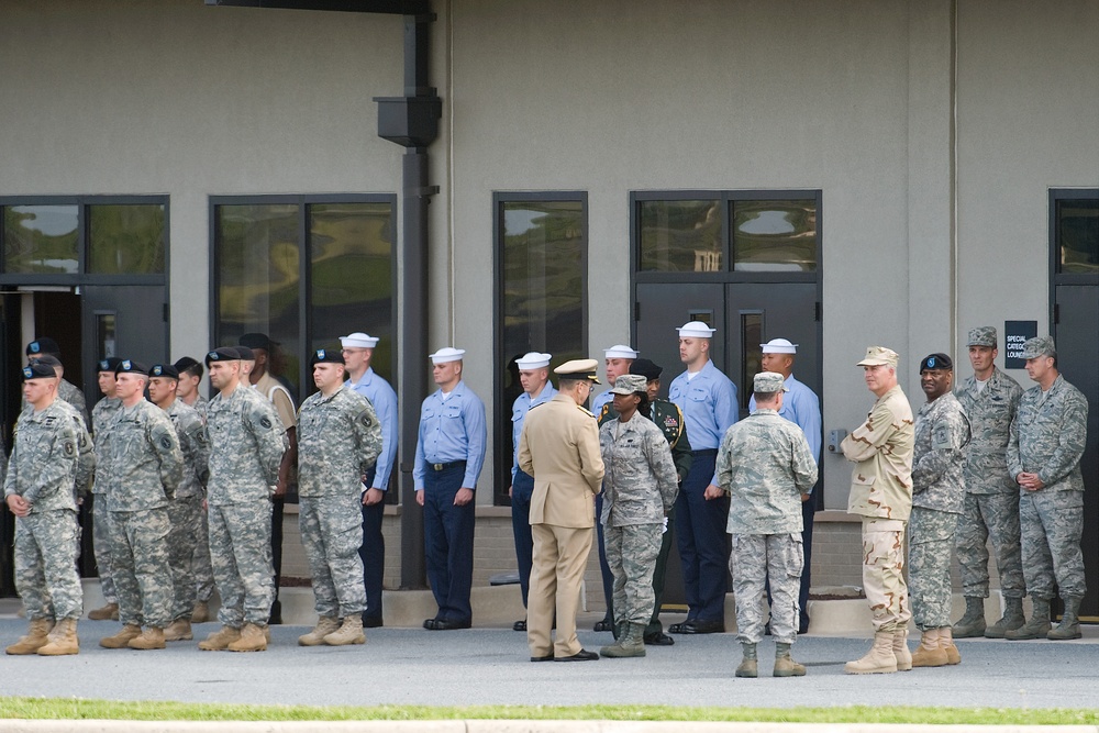 Mullen Honors Fallen Troops at Dover Air Force Base