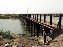 4th Infantry Division Soldiers Complete Bridge Construction in Iraq