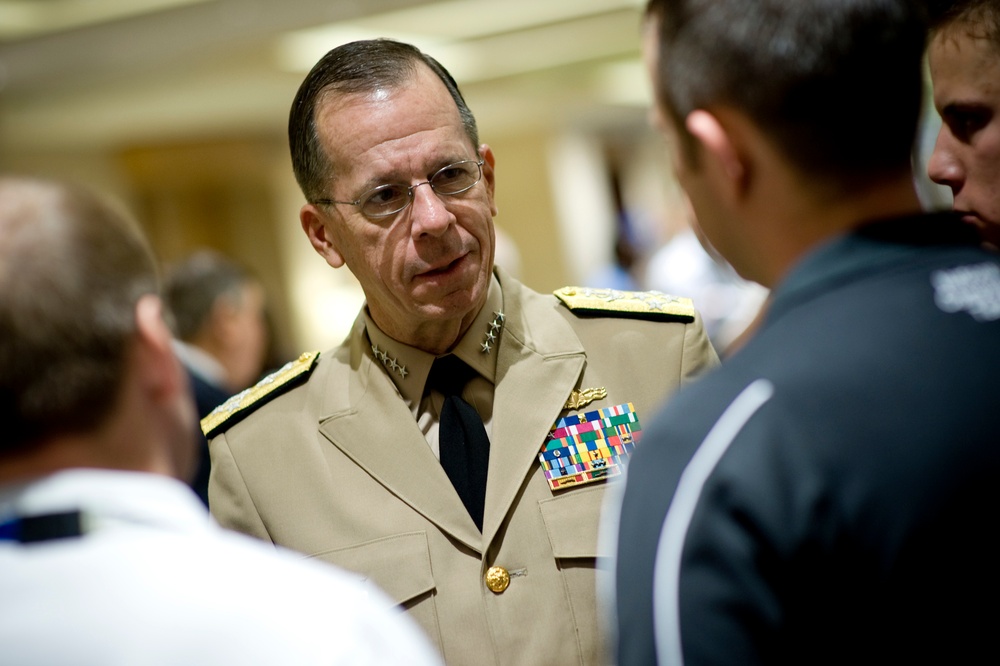 Mullen Addresses Wounded Warriors at Athletics Convention