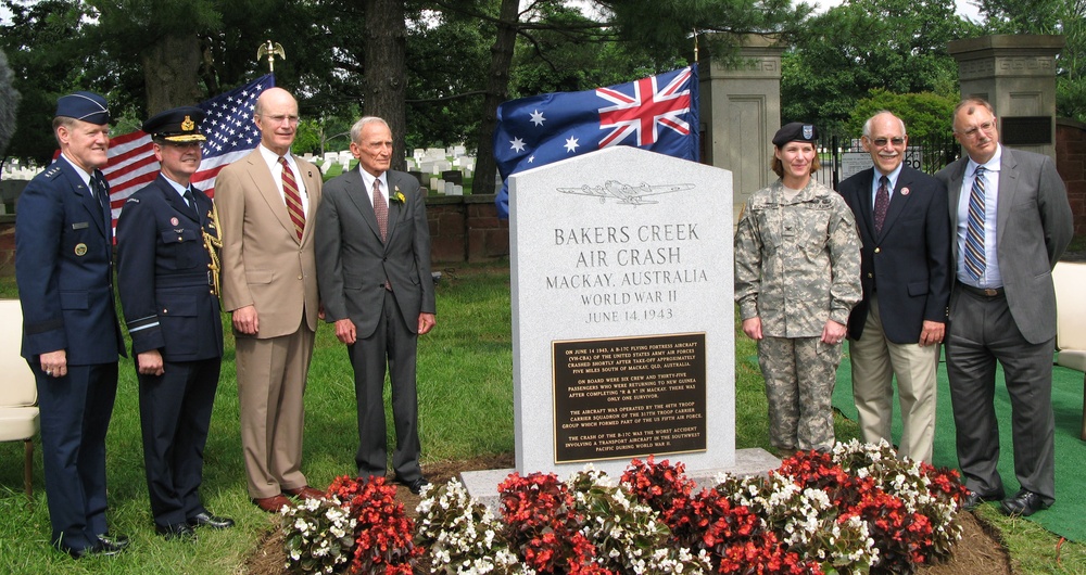 U.S. and Australian Officials Dedicate Bakers Creek Air Crash Monument at Fort Myer