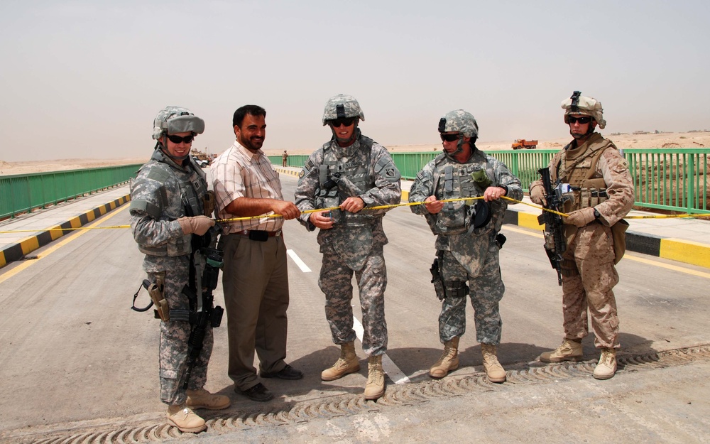 U.S. and Iraqi Officials Reopen Mujarrah Canal Bridge in Anbar Province