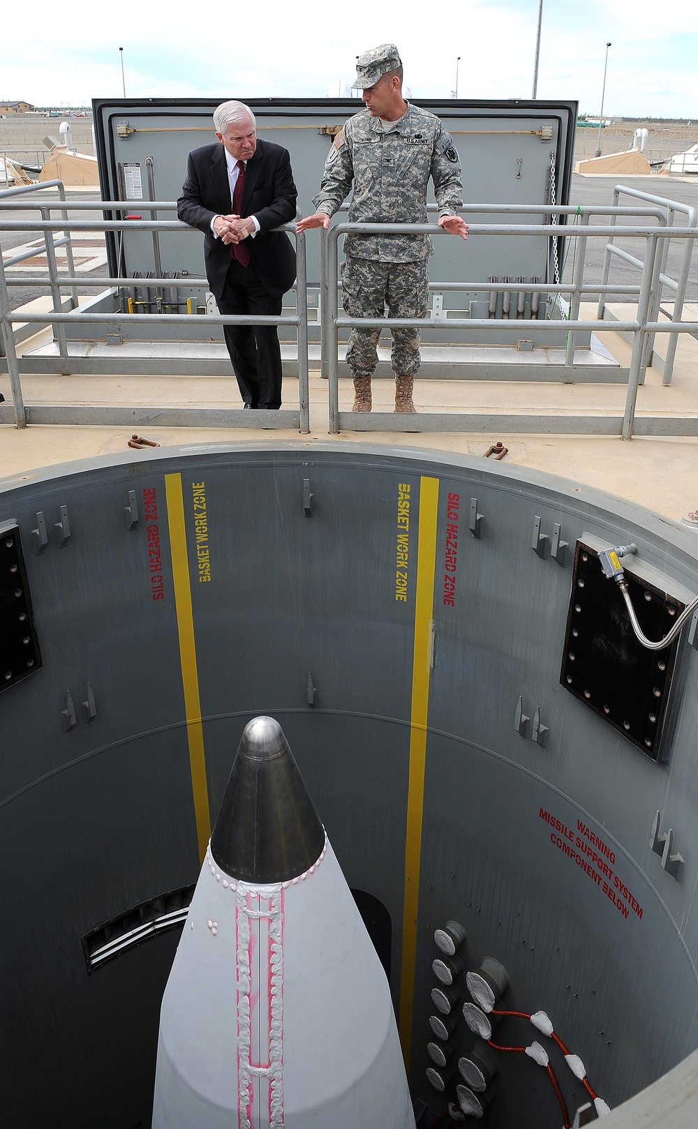 Defense Secretary Gates Visits Missile Defense Facilities in Alaska