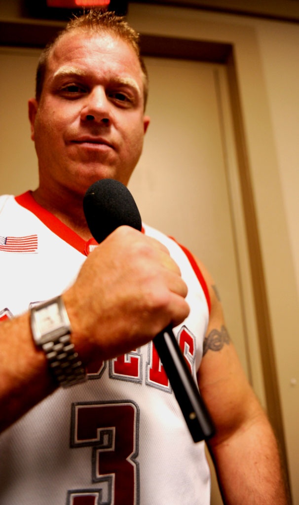 Army Physician Moonlights as Rap Artist 'M.C. M.D.'