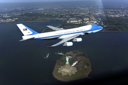 White House Defends Controversial Low-Flying Plane Incident Over NYC