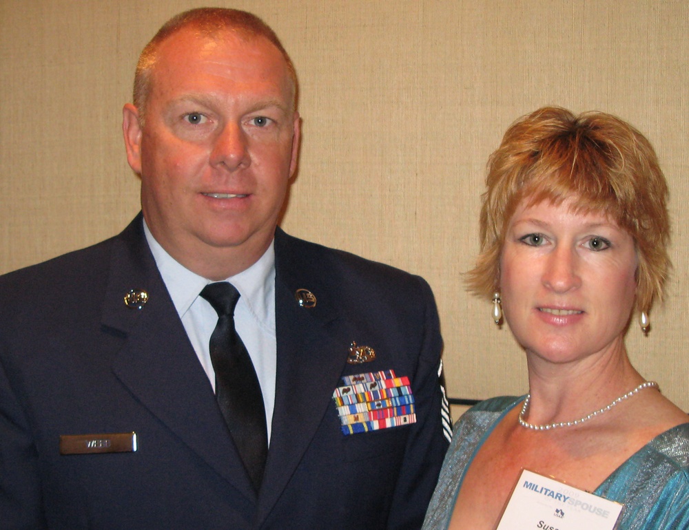 Military Couple Honored at Spouse of the Year Awards