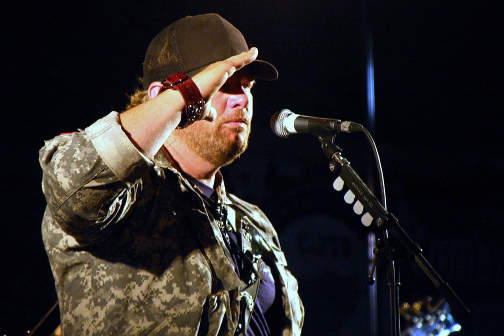 Country Star Toby Keith Performs for Over 1,000 Troops at Bagram Air Field in Afghanistan